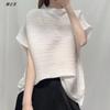 Футболка высокого класса в западном стиле с небольшим стоячим воротником, женская плиссированная весенняя новинка, свободный и облегающий модный топ с короткими рукавами