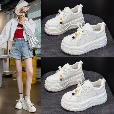 Женская обувь – Кроссовки