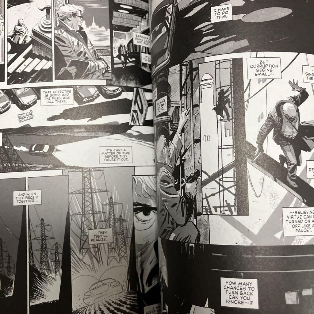 [Б/У] Бэтмен Черное и Белое 5 Лига Справедливости