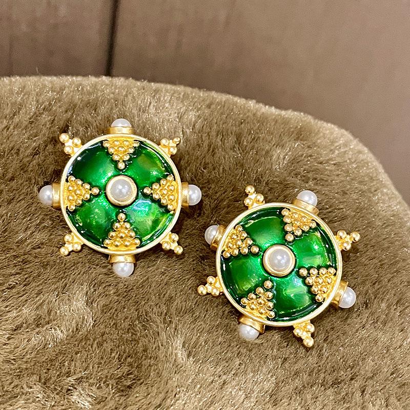 Классические серьги среднего размера для женщин и девочек с эмалью и цветком, серьги-клипсы, винтажные элегантные женские вечерние аксессуары для банкетов высокого класса, ювелирные изделия