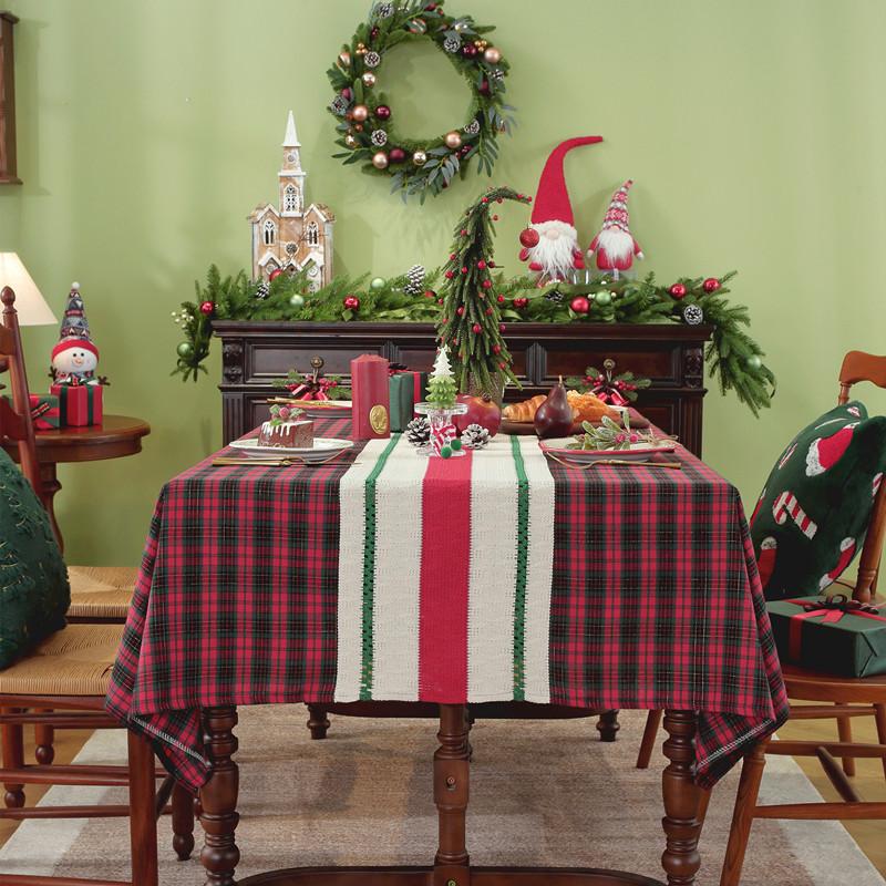 25 Custom-Dyed Polyester-Cotton Festive Christmas Red Grid Gold Silk Decorative Fringed Coffee Table Tablecloth Dining Table Cloth
