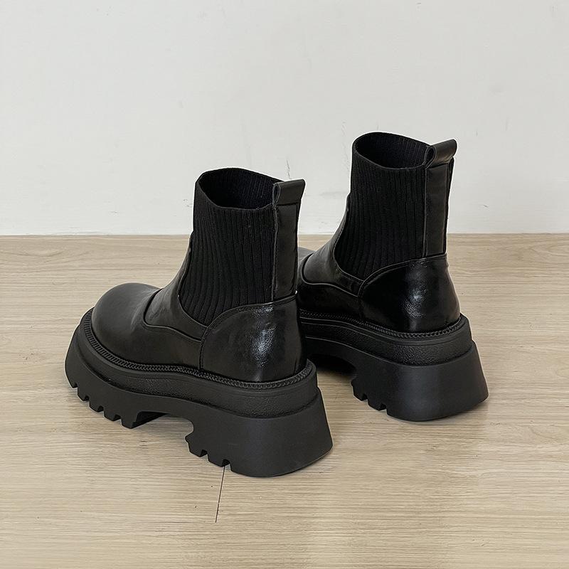 Узкие ботинки ботинки Мартина женские осенне-зимние новые маленькие на толстой подошве увеличивающие рост короткие модные носки-ботинки