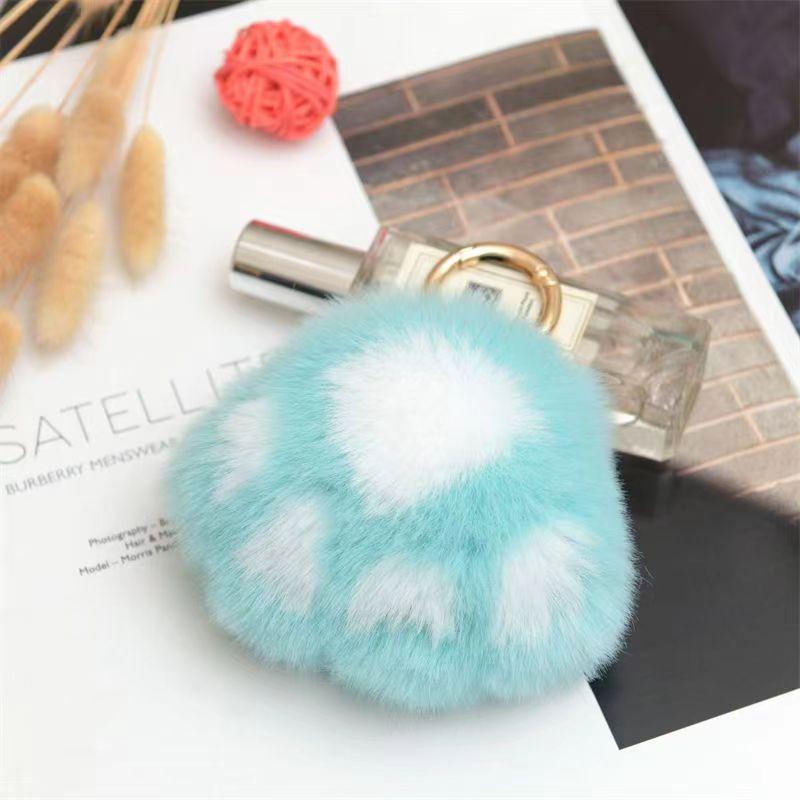 Lovely Cat Paw Faux Fur Keychain Charm Fashion Plush Bear Paw Car Key Chain Bag Pendant Keyrings Party Favor