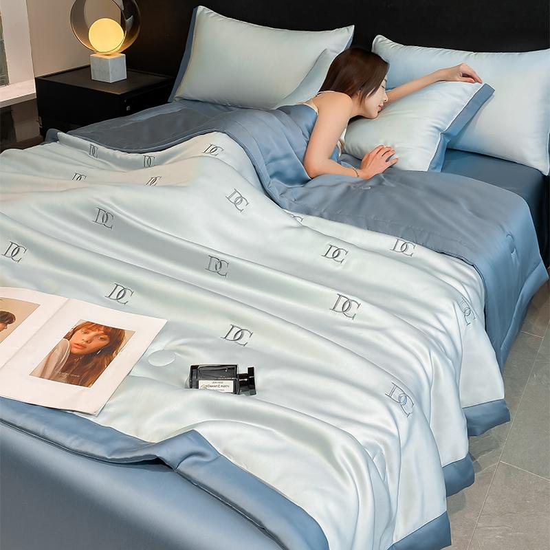 Mei Yun Ge Full Embroidery Series Water Washed Ice Silk Summer Quilt