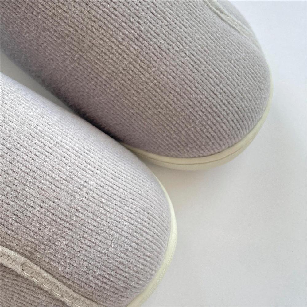 Women Memory Foam Slippers Adjustable Closed Toe Swollen Feet Slippers Comfortable House Indoor Outdoor Shoes with Rubber Sole