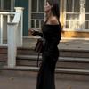 Повседневное платье с открытыми плечами Вязаное платье-макси Женское Стройное Элегантное Модное Осень 2025 Платье в рубчик Для женщин Длинное платье