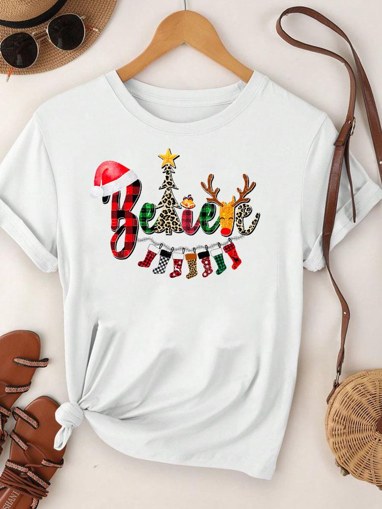 (Asian Size) Merry Christmas Tee Top Festival New Year Holiday Casual Lovely Letter Trend Women Print Lady Short Sleeve Fashion Graphic T-shirts