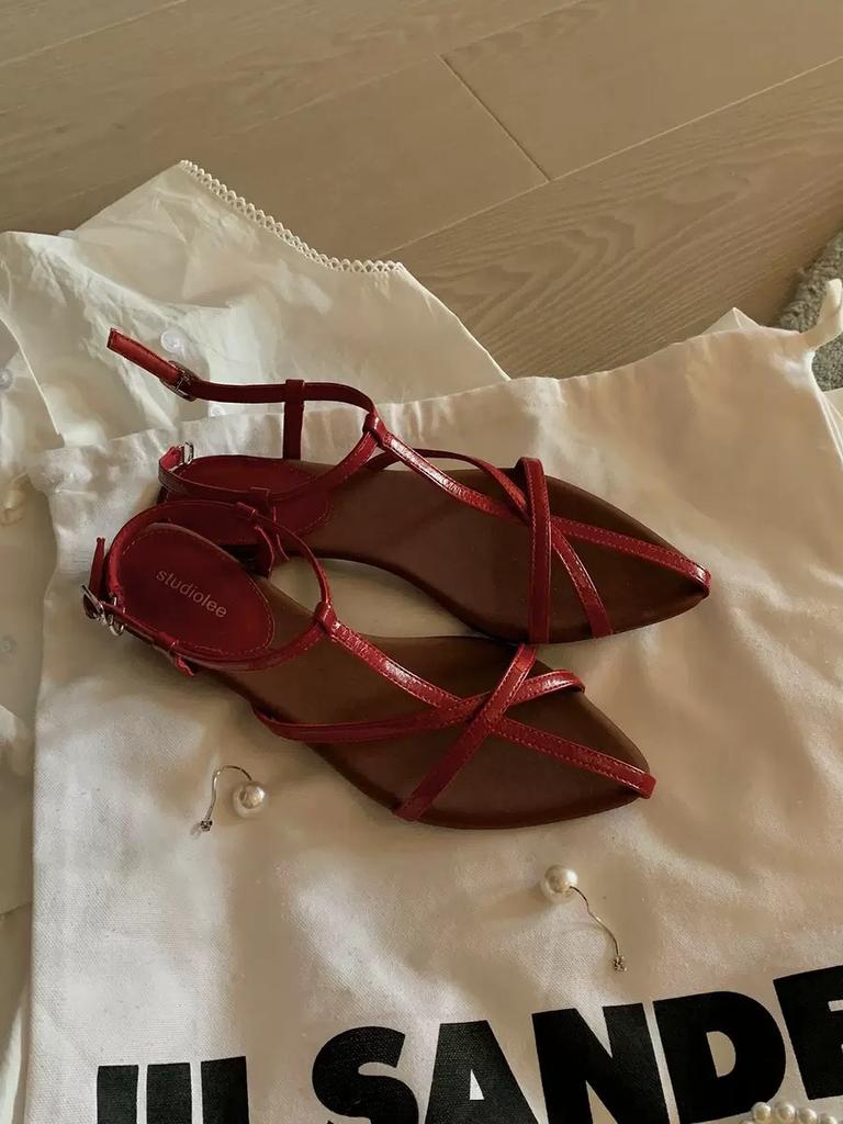 Sheepskin Version~ Niche Leather Pointed Toe Wedge Sandals Cross Cross with Open Toe Design Medium Heel Cool Slippers Women