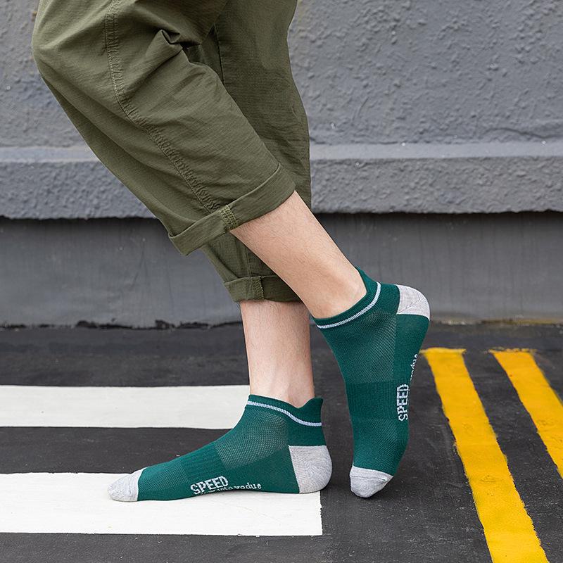 Мужские носки контрастного цвета с низким верхом до щиколотки — впитывающие пот и легкие для весны/лета