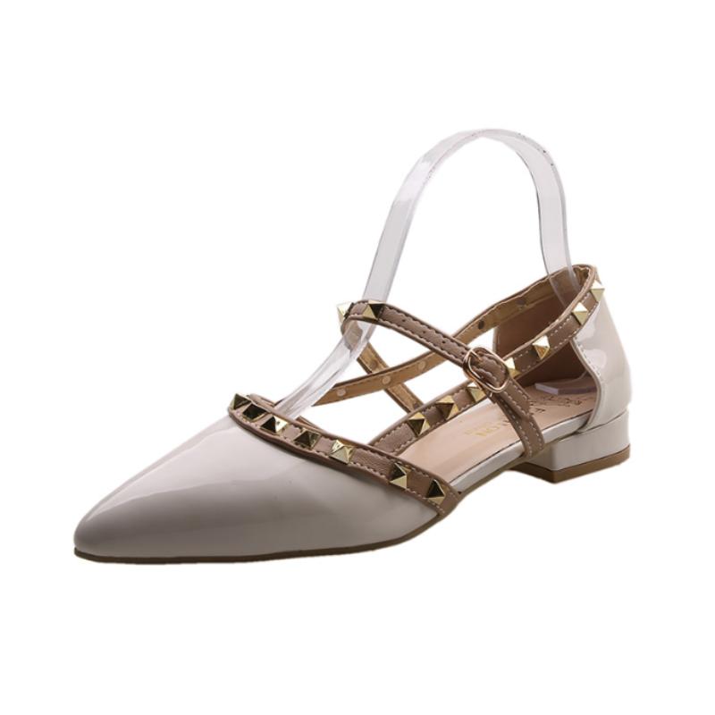 2024Брендовые женские туфли с острым носком на низком каблуке, сандалии, женская мода, повседневные туфли с заклепками, женская элегантная обувь на толстом каблуке