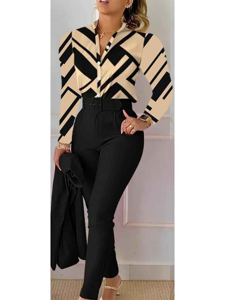 Принтованный топ с длинным рукавом и однотонный брючный костюм с поясом