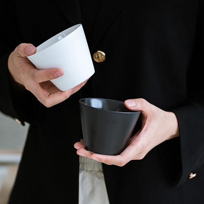 Керамическая кружка для кофе, круглая, черно-белая, однотонная, высококачественная, чашка для завтрака, керамический кувшин для вспенивания молока, пригодный для использования в микроволновой печи