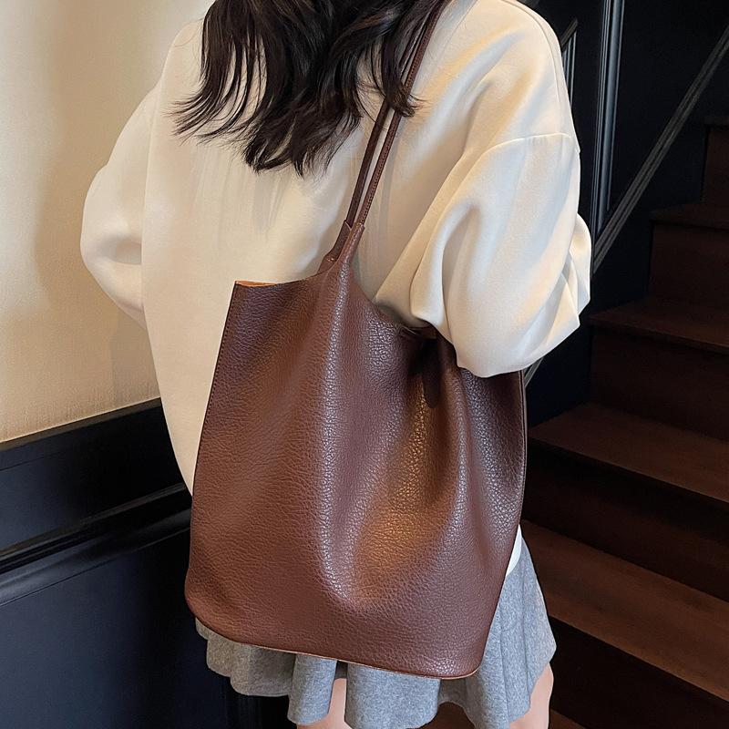 Minimalist Style Large Bag Women's 2025 New Fashion Retro Tote Bag Large Capacity Casual Commuting Shoulder Armpit Bag