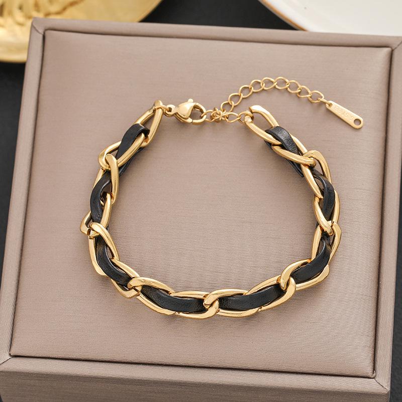 Meichen 18k Gold Non-Fading Titanium Steel Women's Fashion Bracelets - Simple, Versatile, Trendy European and American Style.