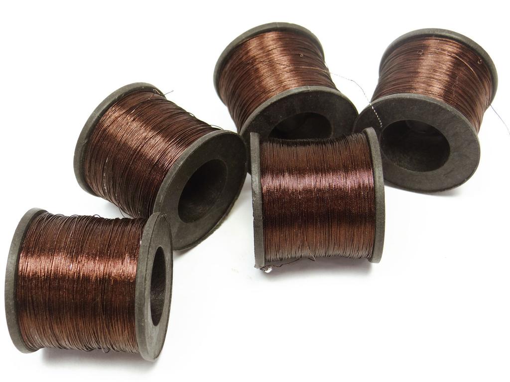 Лот из 5 шт. Полиамидная коричневая катушка для стегальной машины с металлическим шитьем