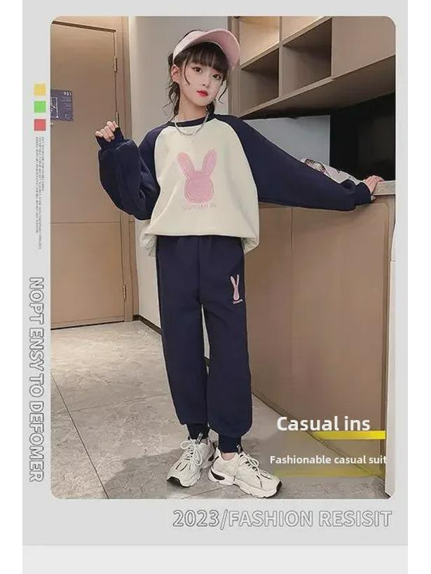 Stylish Girls' Spring & Autumn Suits: Trendy Sportswear for 8-9 Year Olds