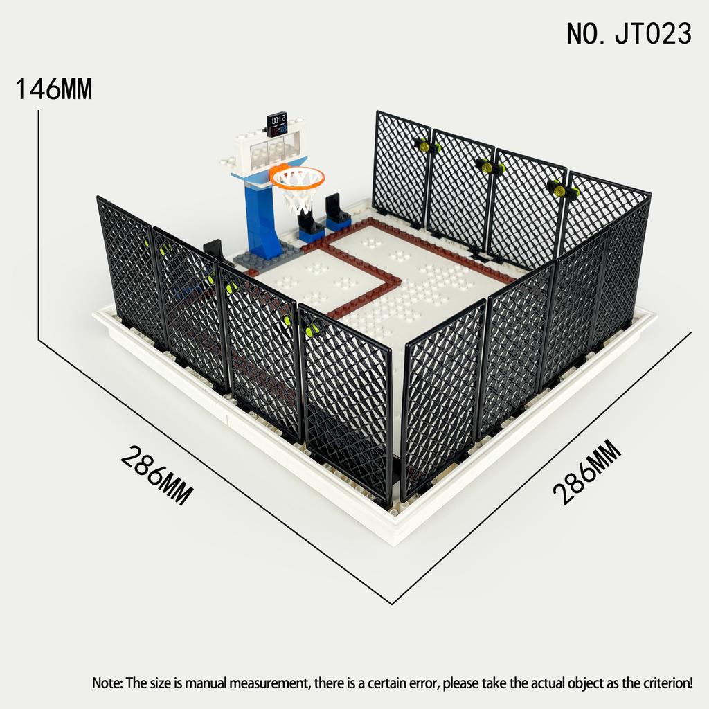 JT023 Школьная баскетбольная площадка. Дети собирают строительные блоки, игрушки.