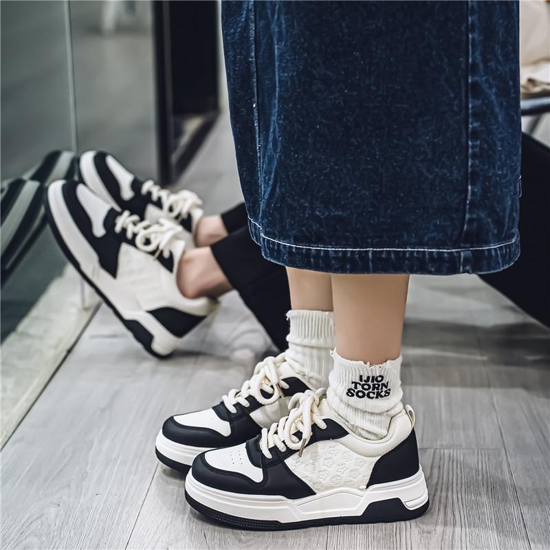 New Men And Women's Classic Fashion Low Top Thick Sole Skateboarding Breathable Shoes Students Boys Trending Comfortable Soft Sole Gym Sneakers