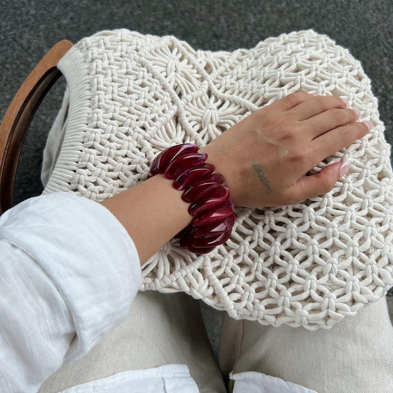 Браслет женский особой формы, эластичный браслет из смолы, нишевые высококлассные украшения с эффектом омбре, преувеличенные