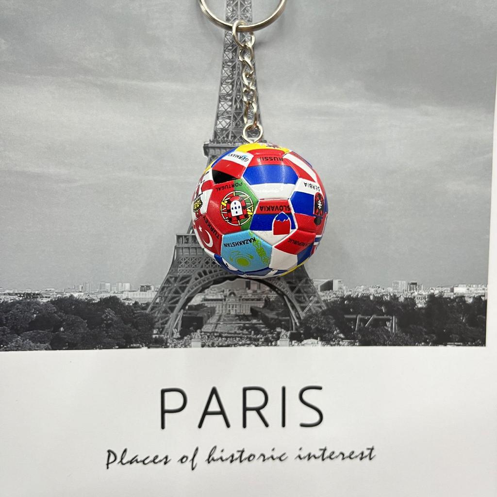 Брелок-подвеска с флагом международного футбольного клуба - Мини-спортивный подарок на Кубок мира