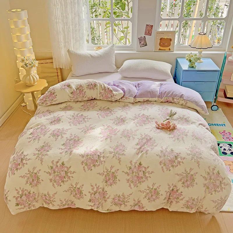 Milk Velvet Floral Duvet Cover, Ultra-Soft Cozy Warm Winter Reversible Plush Comforter Cover, 1 PC Botanical Flower Quilt Cover