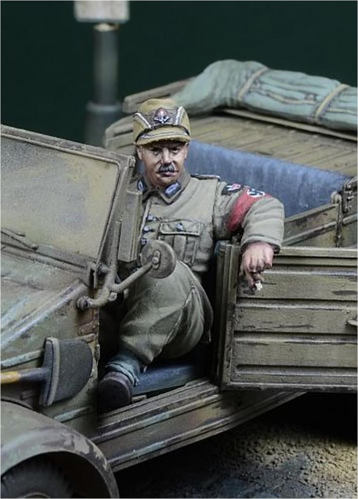 Миниатюрный немецкий RAD на Kubelwagen из смолы DD35236 D-Day 1/35 1939-1945