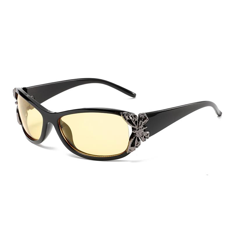 Модные женские солнцезащитные очки с градиентным декором в виде бабочек, трендовые для вождения, с защитой от УФ-лучей, Y2K, новинка, популярные пляжные солнцезащитные очки