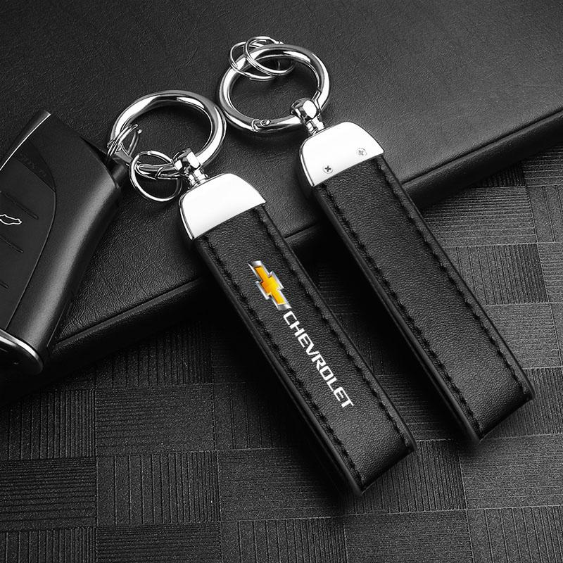 ulcz3 Car Logo Keyring Man Leather Keychain Pendant Accessories For Chevrolet Silverado Camaro Tahoe Equinox Suburban Cruze Malibu
