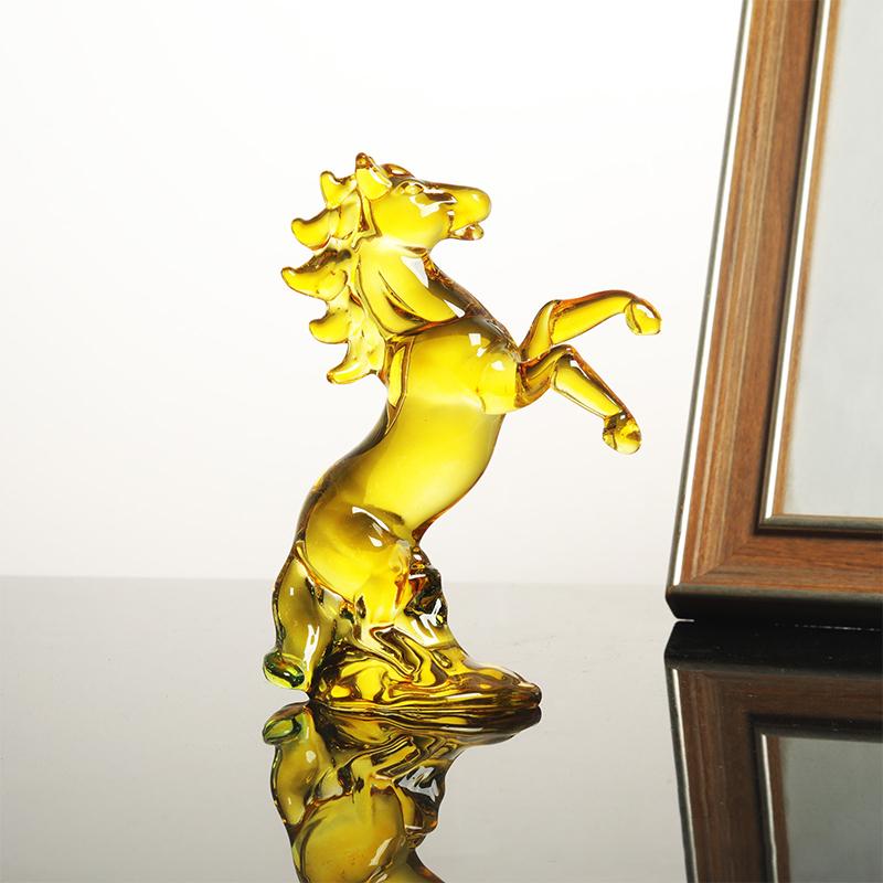 Хрустальная фигурка лошади 2026 год статуэтка лошади по знаку зодиака украшение для дома рабочего стола книжной полки офиса декор лошади фэн-шуй приносит удачу