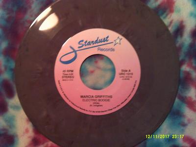 7-дюймовая пластинка MARCIA GRIFFITHS - Electric Boogie URC1215 Stardust Record 1989 Канада Регги, Ска и Даб Б/У