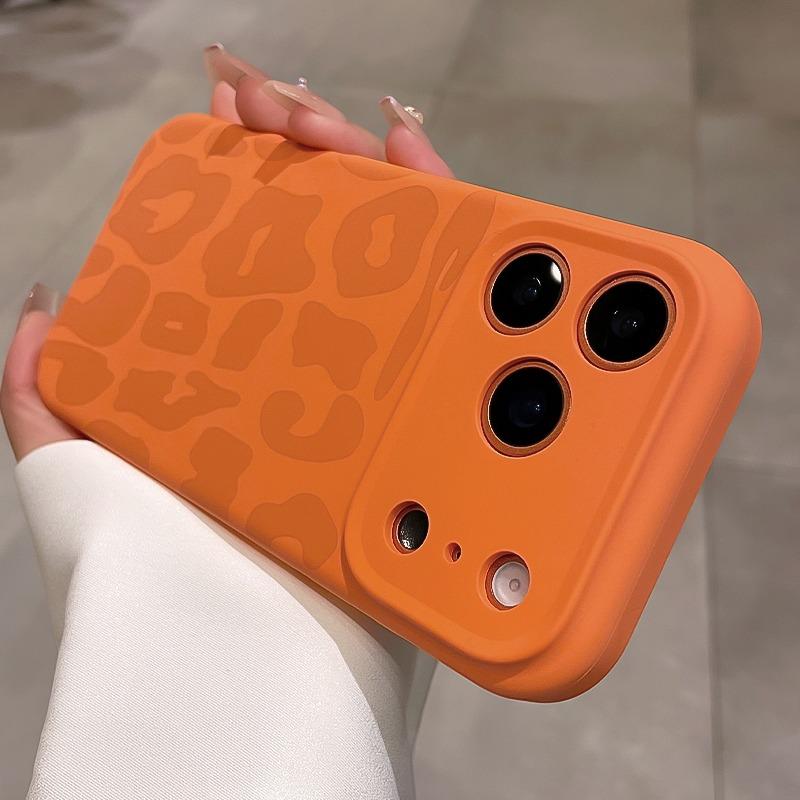 Leopard Pattern Liquid Silicone Case for iPhone 17 16 Pro Max 14 15 Plus 11 12 Funda Camera Control Button Soft Shockproof Cover