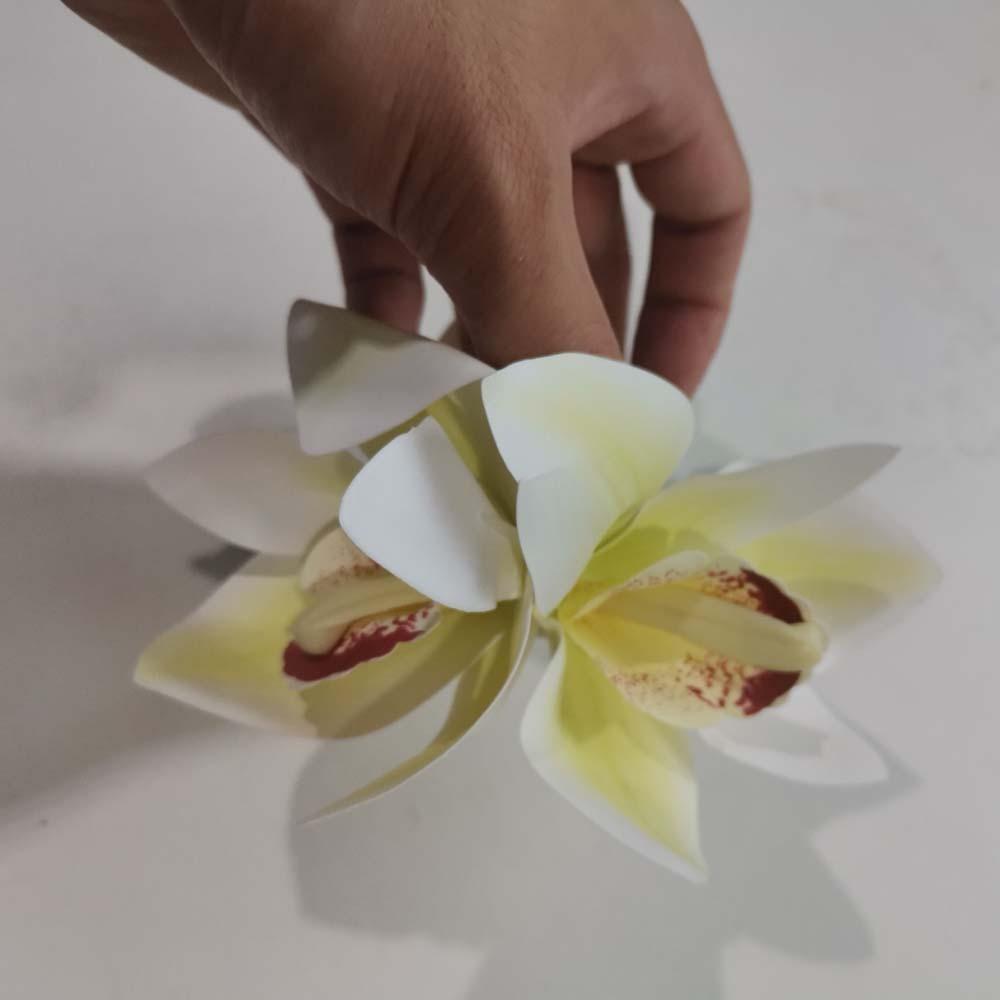 Sweet Yulan Flower Hair Claw Elegant Women Hair Accessories White Magnolia Shark Clip Vacation