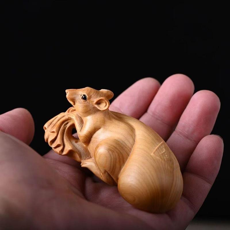 Wood Carving Zodiac Rat Attracting Wealth Sculptures Figurines Cute Small Animals Home Room Office Wealth Luck Decor