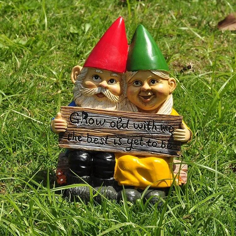 Dwarf Couples Love Their Best Friends, Collect Statues Suitable for Indoor and Outdoor Gardens and Home Decoration