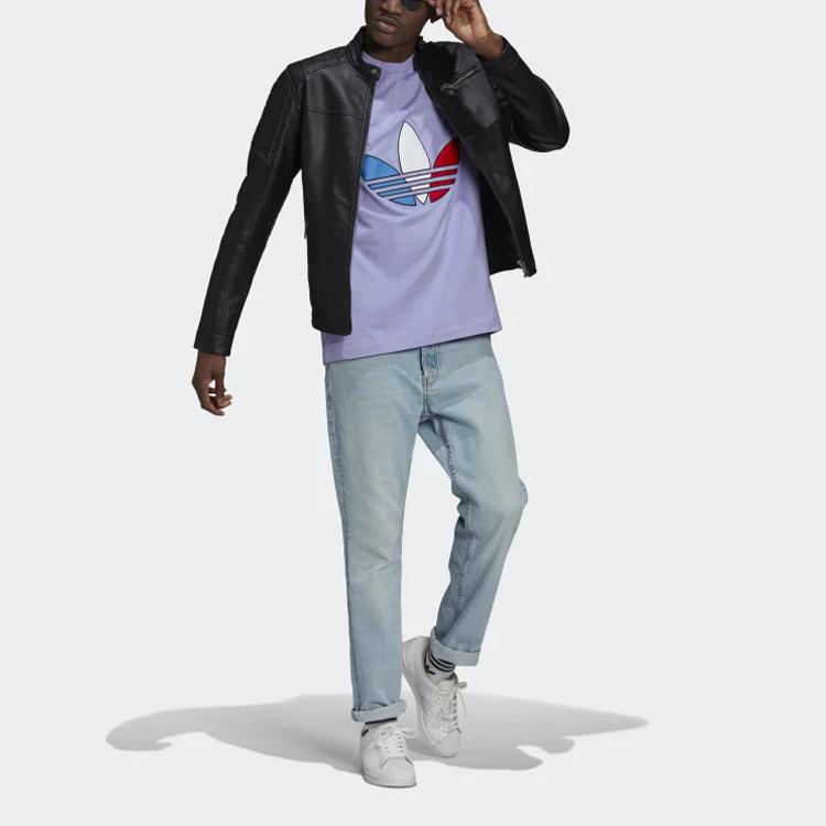adidas Оригинальная трехцветная футболка с трилистником, свободная футболка с круглым вырезом и короткими рукавами, мужские топы, светло-фиолетовый GQ8922