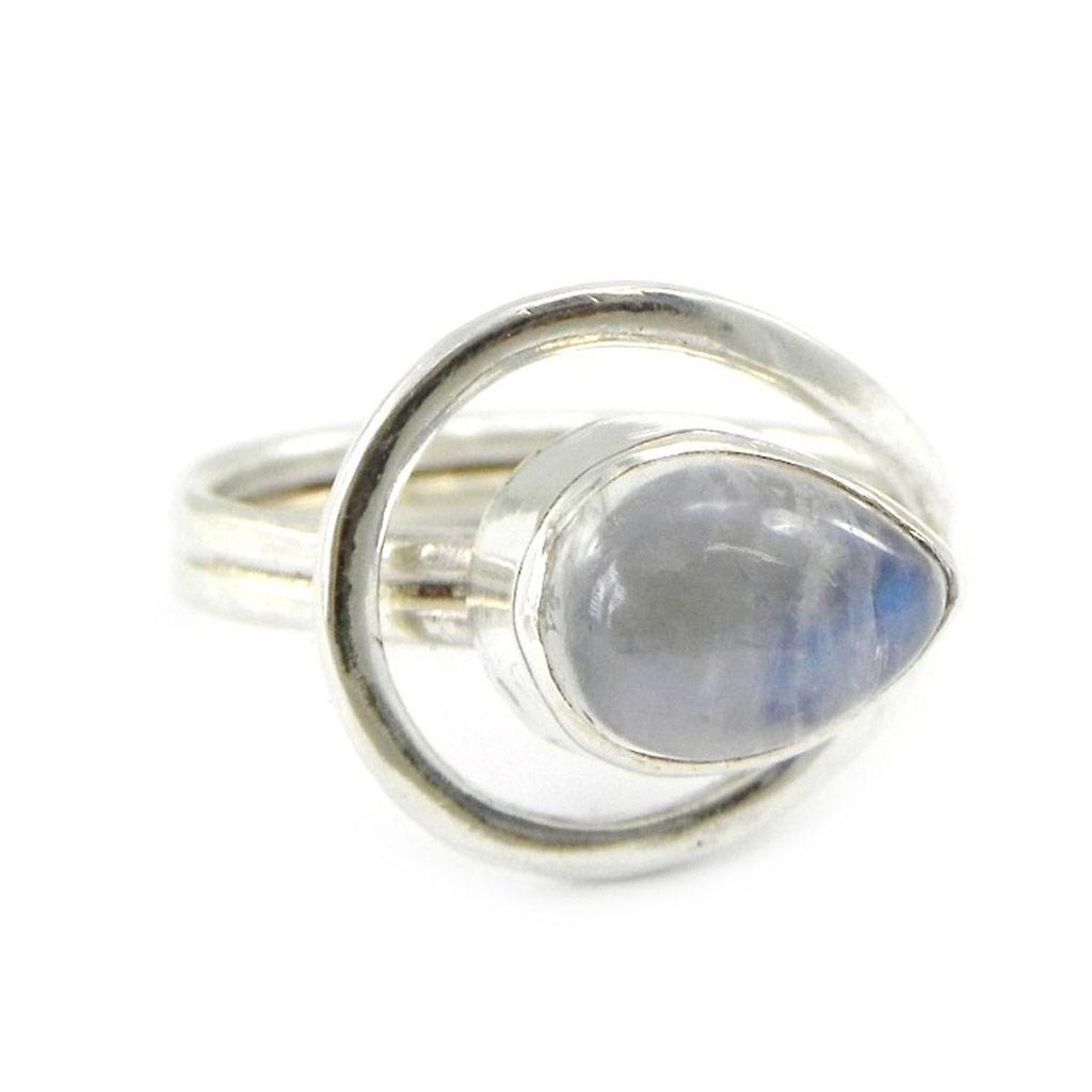 Серебряное кольцо "Небеса" Лунный камень