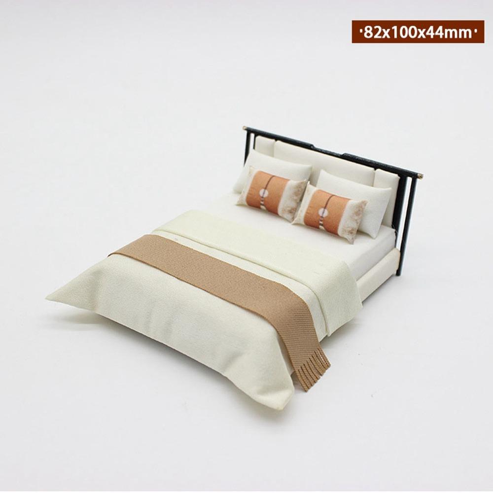 Новый 1:11 Кукольный домик Миниатюрная кровать Мини DIY Мебель для спальни Белая игрушечная кровать Декор для кукольного домика