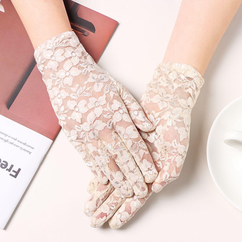 Women Short Goth Party UV Protection Gloves Sunscreen Gloves Bride Lace Gloves Hollow-Out Mittens