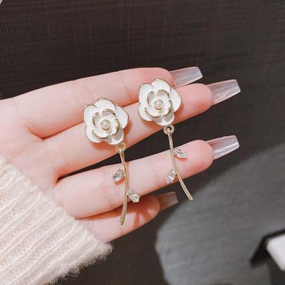 Серьги-пусеты из серебра 925 пробы с камелиями, цирконами и листьями - Модный французский дизайн для женщин
