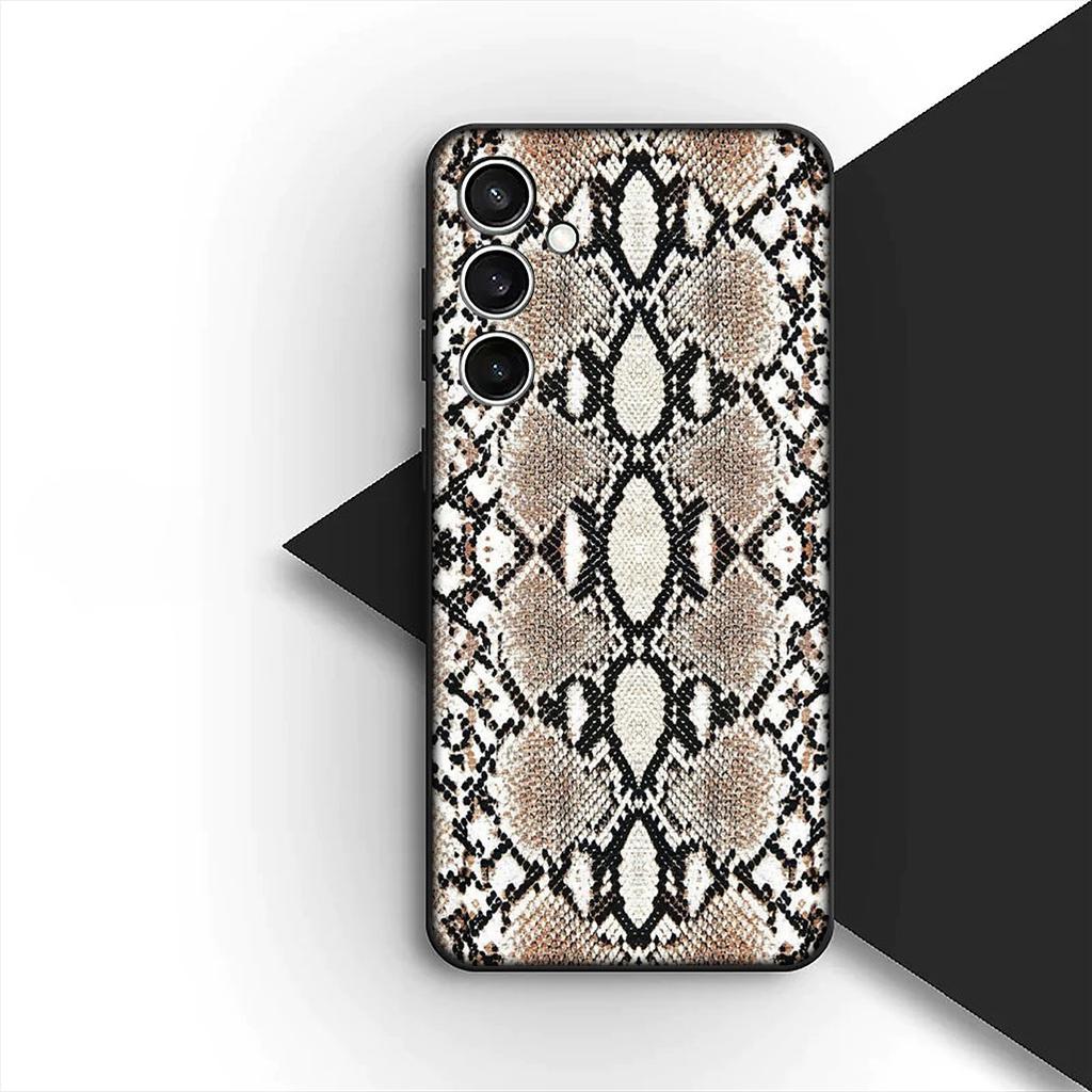 Cover for Motorola Moto Edge 70 60 Fusion NEO Pro G56 G96 G04 G05 20 G Stylus Casing Phone Case Cow Print Leopard Snake