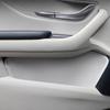 Для Lynk & Co 06 2020-2026 Автомобильные защитные накладки на slot двери автомобиля Кожаные водонепроницаемые коврики для канавок дверей Контейнер для хранения Аксессуары для интерьера