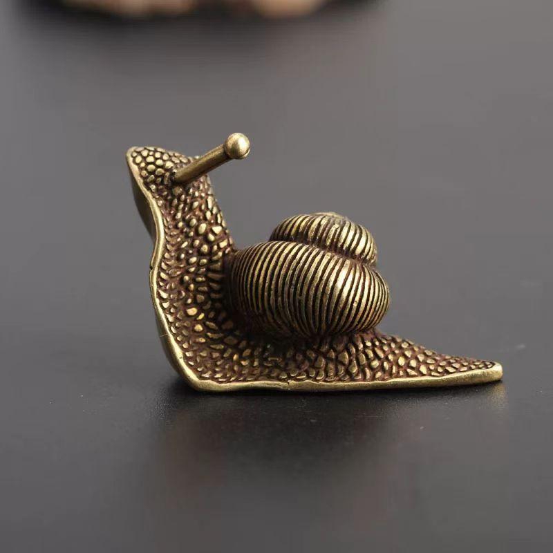 Solid Copper Snail Top Ornaments Brass Simulation Animal Figurines Tea Pet Miniatures Home Use Decorations Feng Shui Gift Idea