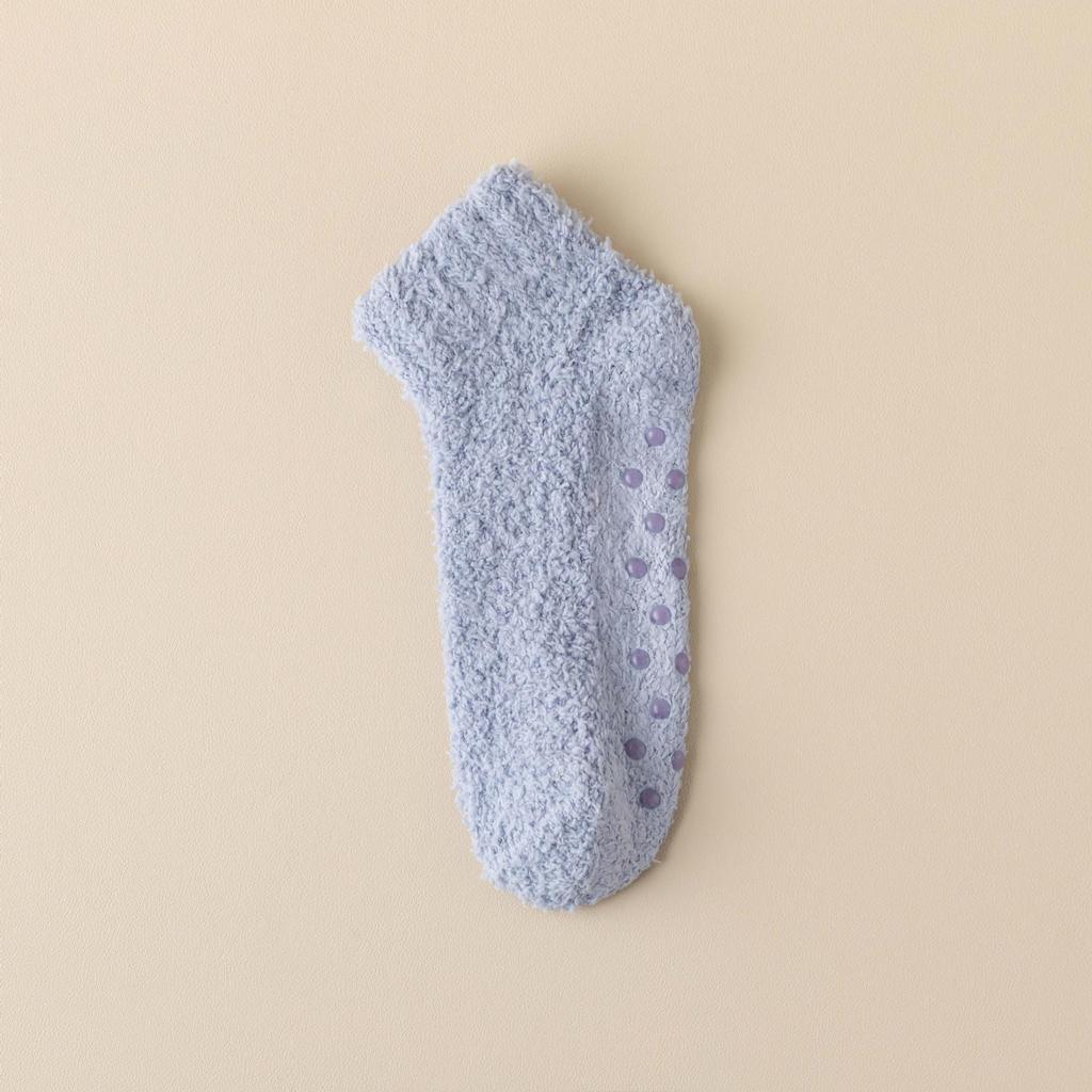 Женские зимние толстые теплые нескользящие носки средней длины из кораллового флиса