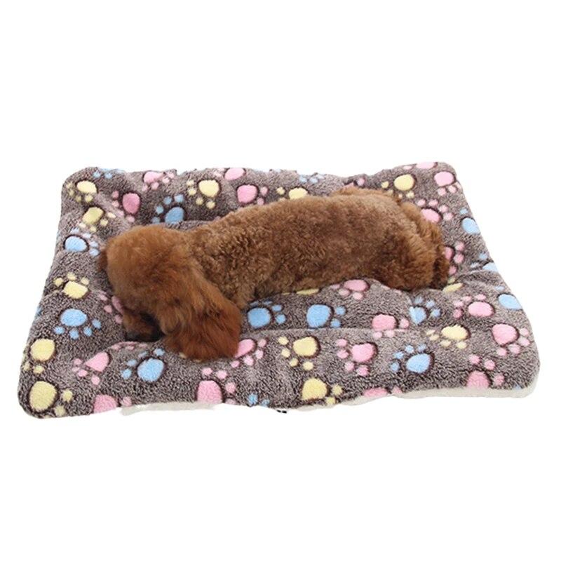 Thickened Fleece Blanket Soft Flannel Cats Bed Mat for Puppy Kitten Sofa Cushion Home Rug Keep Warm Sleeping Winter Cover Pad