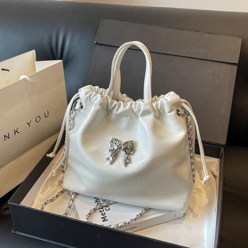 Trend Pleated Cloud Bag Women's 2025 New Fashion Popular Bow Crossbody Backpack Chain Bucket Bag