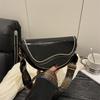 Summer Niche Bag Women's 2025 New Fashion High-value Shoulder Messenger Bag Retro Underarm Texture Saddle Bag