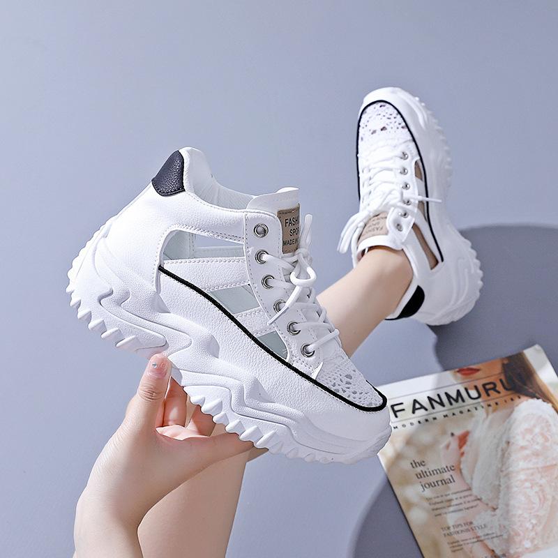 2023 летние новые модные маленькие белые туфли на полой подошве, женская корейская версия, студенческая повседневная обувь, туфли на платформе, туфли на платформе 306