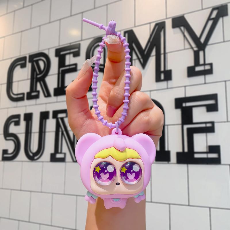 Мультяшная заплетенная девочка, сжимающая, с выпученными глазами, артефакт для снятия стресса, милый брелок-подвеска, интернет-знаменитость, безделушка для снятия стресса, кукла