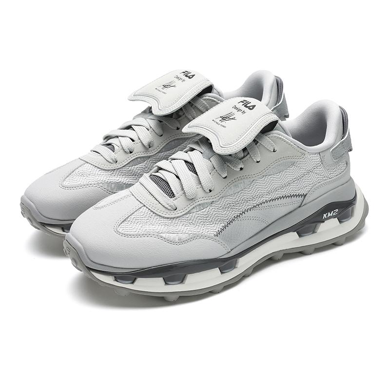 Fila KM2 Удобные Прочные Повседневные Кроссовки с Низким Верхом Мужские кроссовки Серебристо-Серые F12M513102FSL