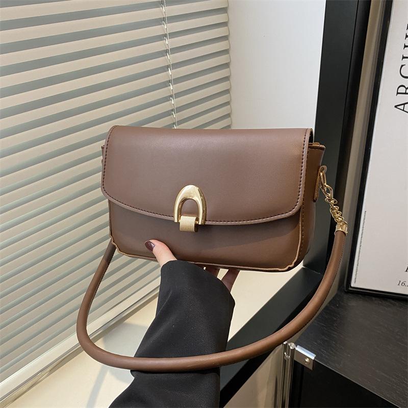 Светлая роскошь, простой высококлассный темперамент, маленькая квадратная сумка, ретро мода, универсальная, портативная, на плечо, подмышку